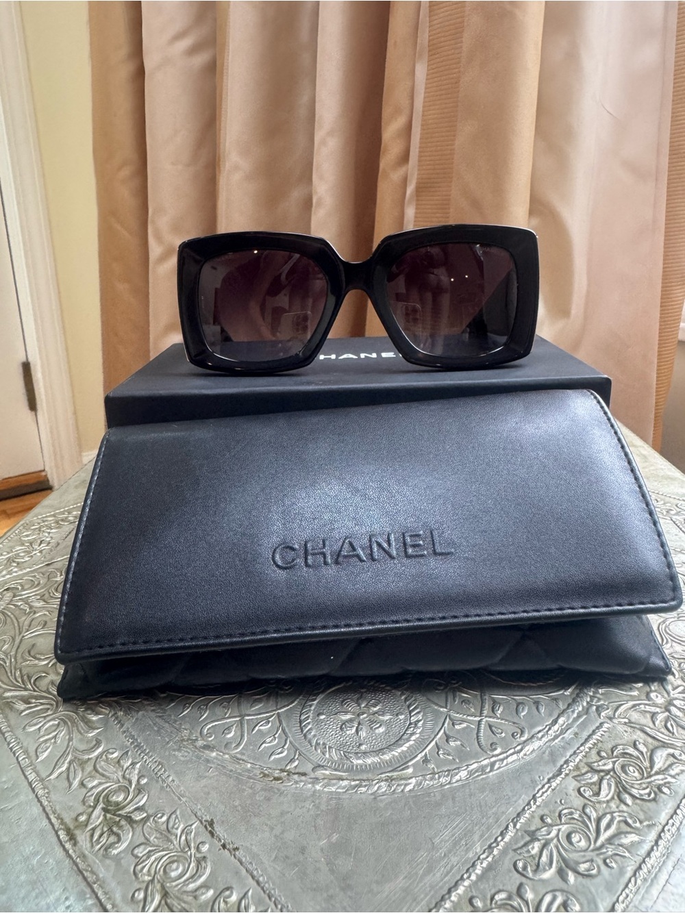 CHANEL Black Oversized Square 5435A Sunglasses with Gold CC Emblem - Picture 8 of 13
